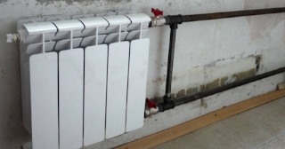 Установка биметаллических радиаторов отопления в квартире в Кстово - от 2038 руб.